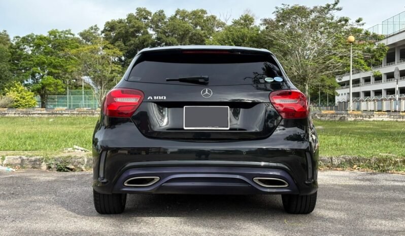 
								MERCEDES BENZ A180 AMG 1.6 (A) full									