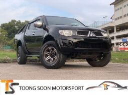 MITSUBISHI L200 TRITON 2.5 4WD A)