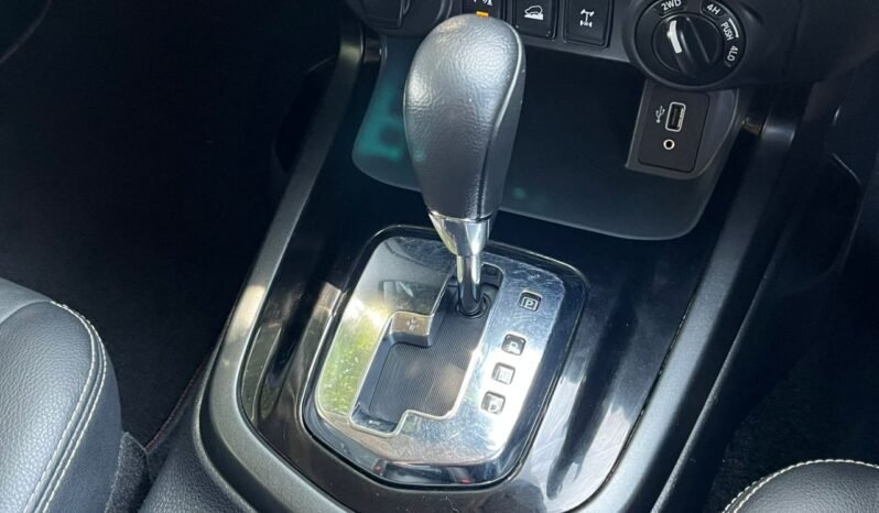 
								NISSAN NAVARA 2.5 (A) full									