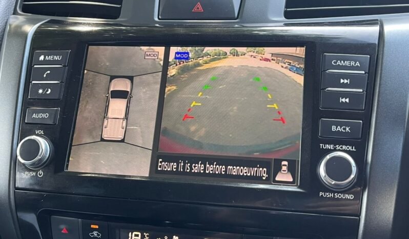 
								NISSAN NAVARA 2.5 (A) full									