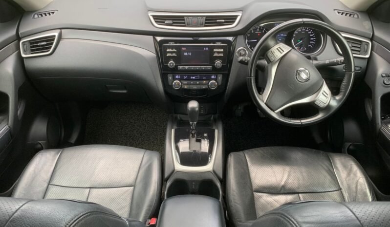 
								NISSAN X-TRAIL 2.0L CVT (A) full									