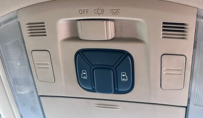 
								TOYOTA ALPHARD 2.4 full									