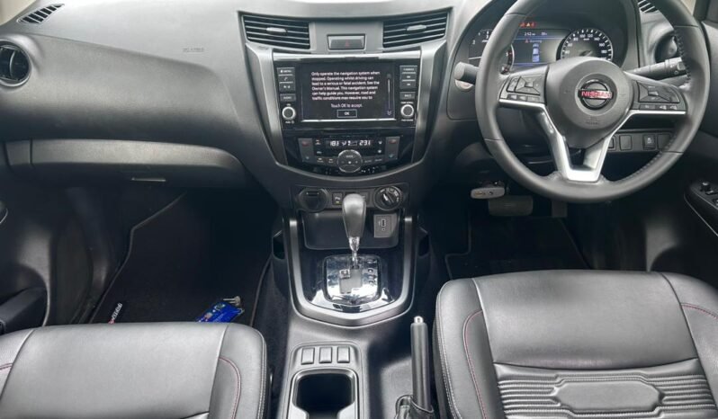 
								NISSAN NAVARA 2.5 PRO-4X AT 4WD full									