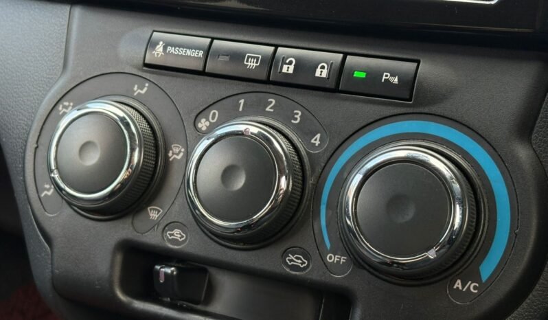 
								PERODUA BEZZA 1.3 AV full									