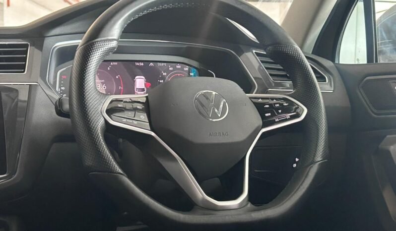 
								VOLKSWAGEN TIGUAN ALLSPACE 1.4 ELEGANCE full									