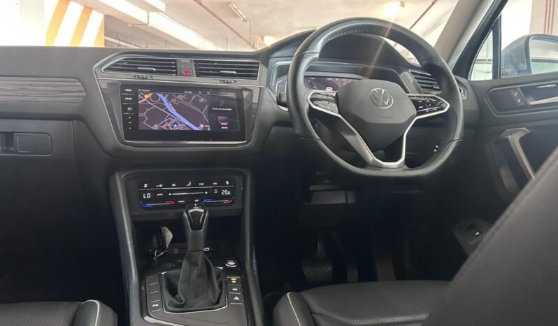 
								VOLKSWAGEN TIGUAN ALLSPACE 1.4 ELEGANCE full									
