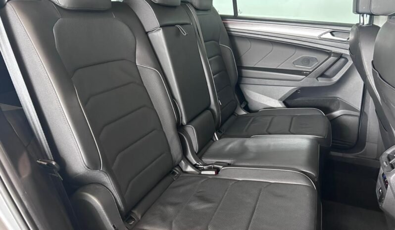 
								VOLKSWAGEN TIGUAN ALLSPACE 1.4 ELEGANCE full									