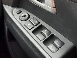 
										KIA SPORTAGE (SL) 2.0 full									