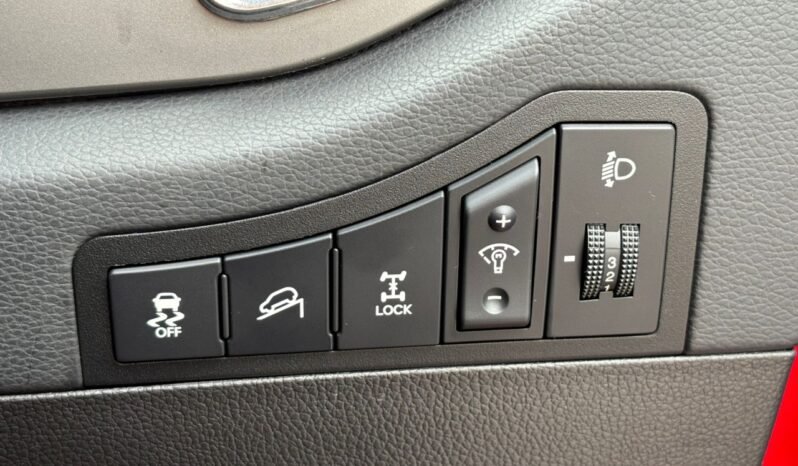 
								KIA SPORTAGE (SL) 2.0 full									