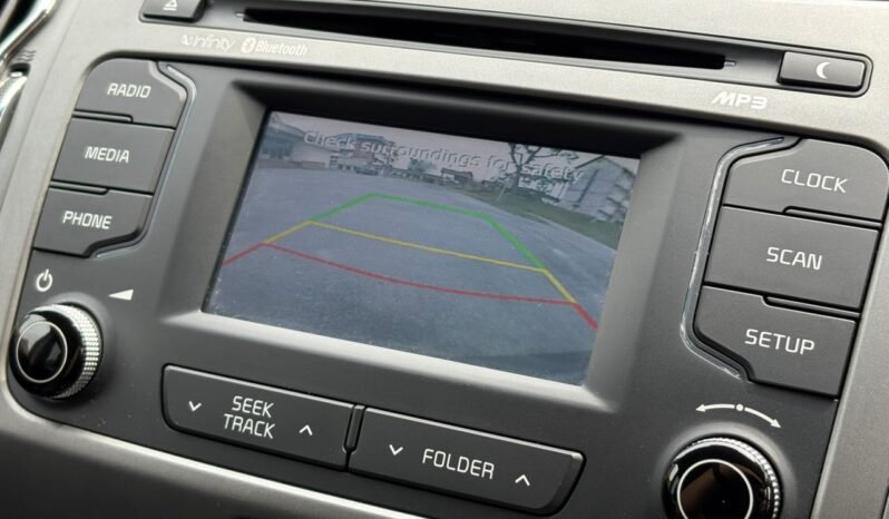 
								KIA SPORTAGE (SL) 2.0 full									