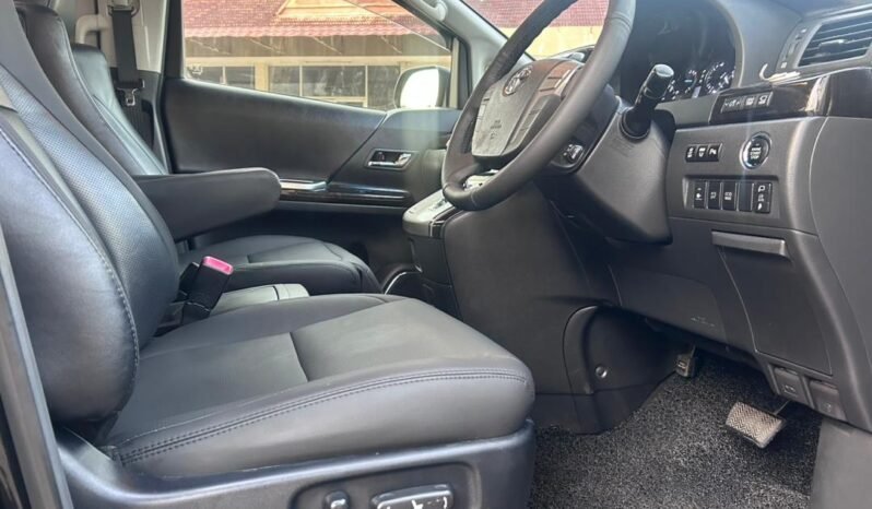 
								TOYOTA VELLFIRE 2.5 (A) full									