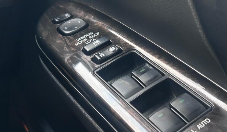 
								TOYOTA VELLFIRE 2.5 (A) full									