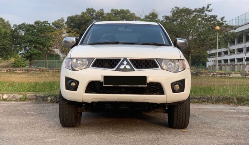 
								MITSUBISHI 4WD DOUBLE CAB 2.5 L200 full									
