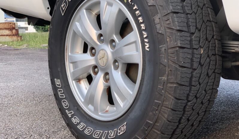 
								MITSUBISHI 4WD DOUBLE CAB 2.5 L200 full									