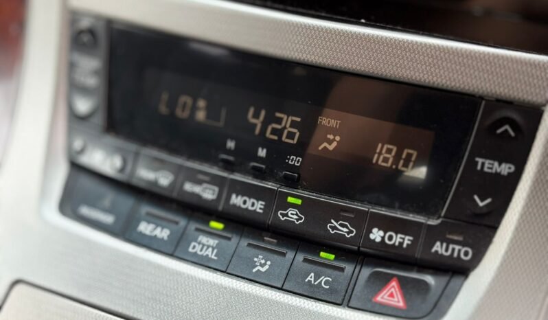 
								TOYOTA VELLFIRE 2.4 (A) full									