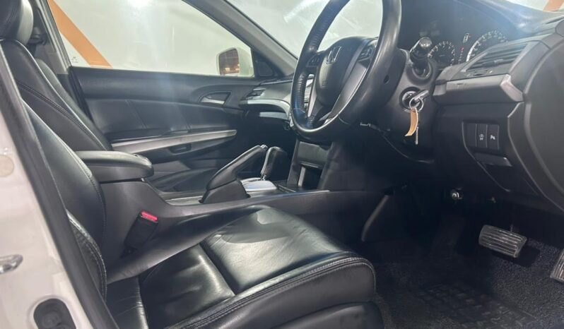 
								HONDA ACCORD 2.0 (A) full									