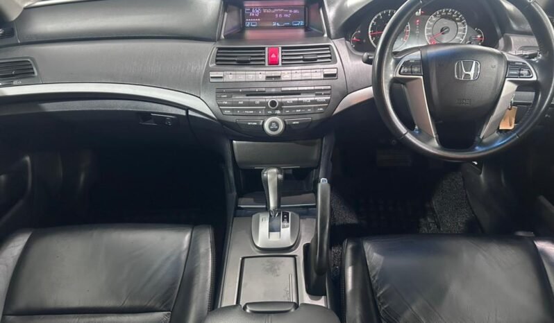 
								HONDA ACCORD 2.0 (A) full									