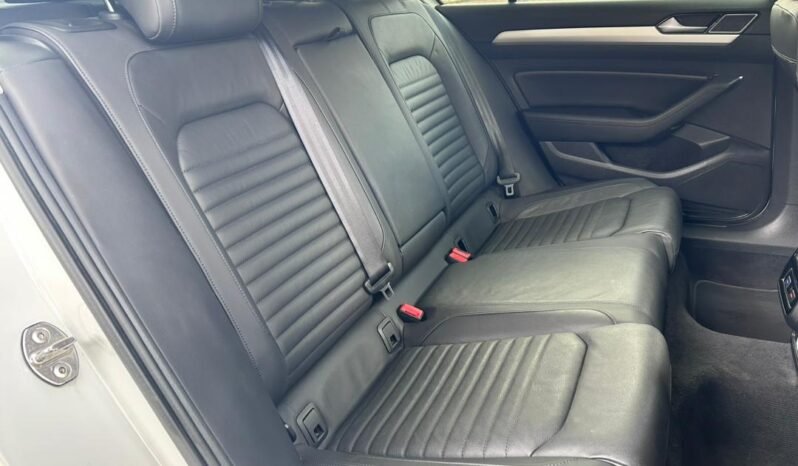 
								VOLKSAWGEN PASSAT 1.8 (A) full									