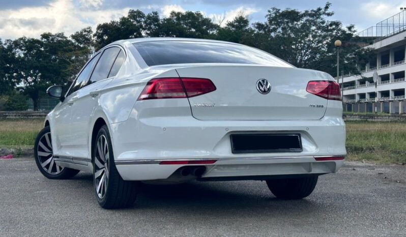 
								VOLKSAWGEN PASSAT 1.8 (A) full									