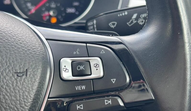 
								VOLKSAWGEN PASSAT 1.8 (A) full									