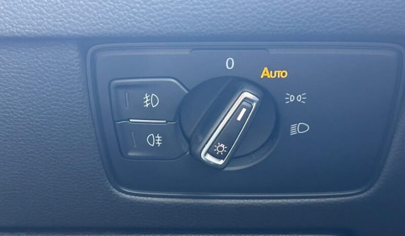 
								VOLKSAWGEN PASSAT 1.8 (A) full									