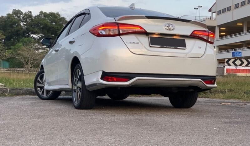 
								TOYOTA VIOS G 1.5 AT full									