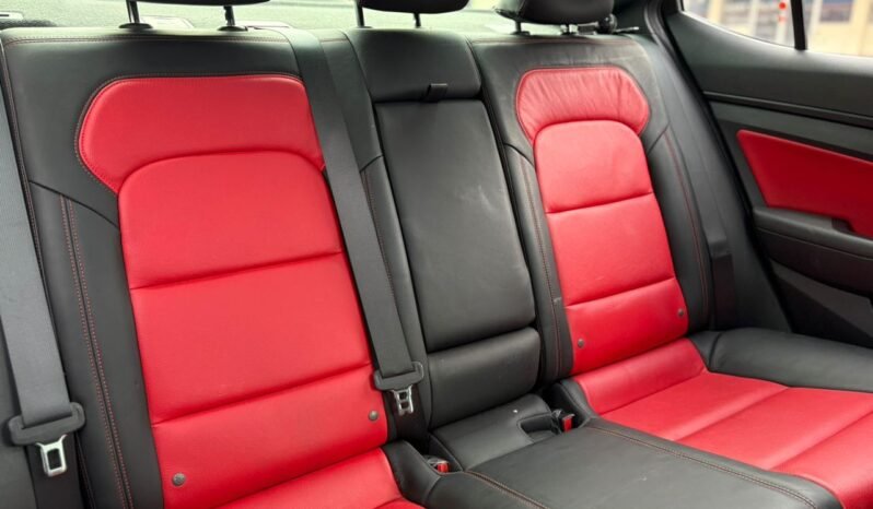 
								HYUNDAI ELANTRA 1.6 full									