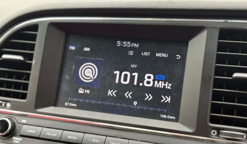 
								HYUNDAI ELANTRA 1.6 full									