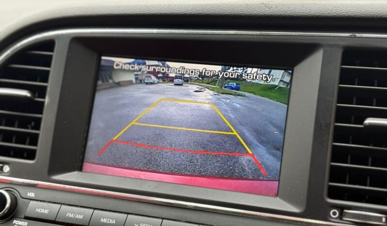 
								HYUNDAI ELANTRA 1.6 full									