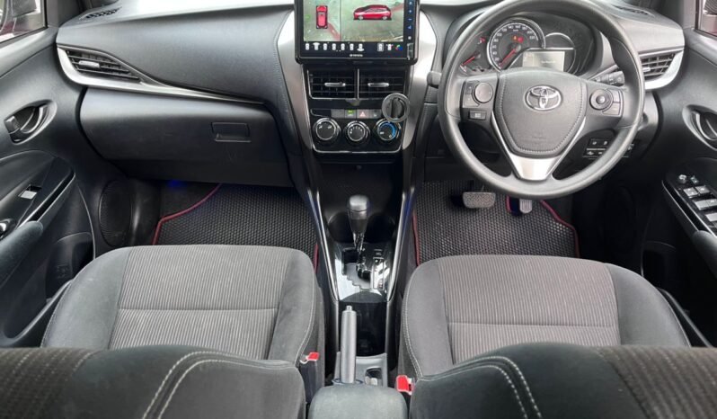 
								TOYOTA YARIS 1.5E (A) full									