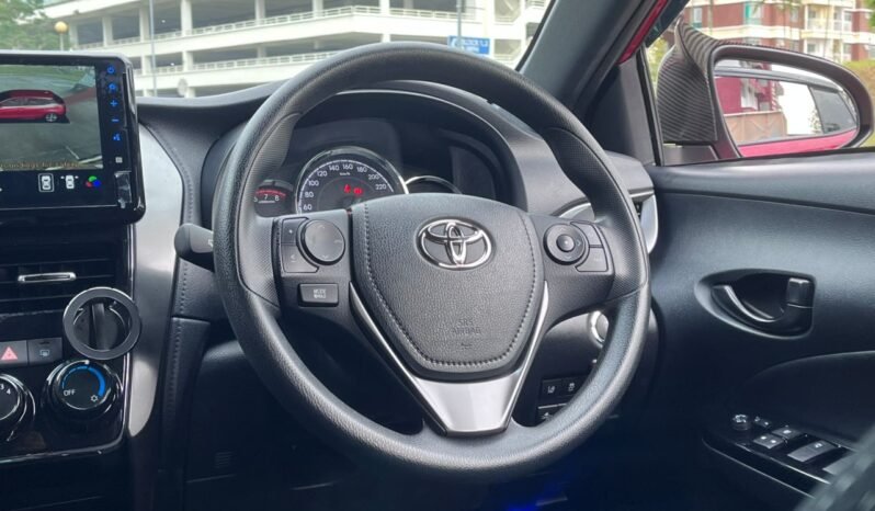 
								TOYOTA YARIS 1.5E (A) full									