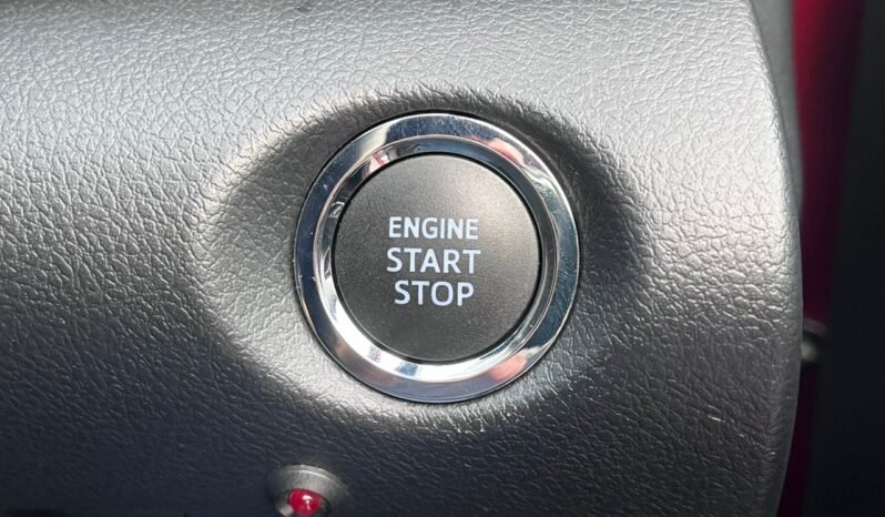 
								TOYOTA YARIS 1.5E (A) full									