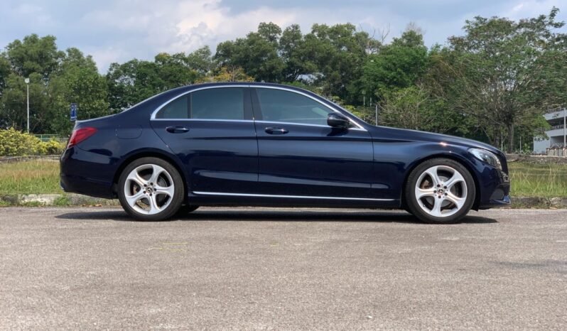 
								MERCEDES BENZ C200 2.0 full									