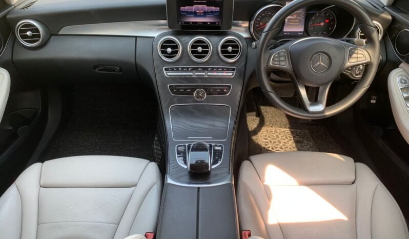 
								MERCEDES BENZ C200 2.0 full									