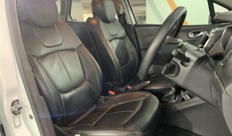 
								RENAULT CAPTUR 1.2 (A) full									