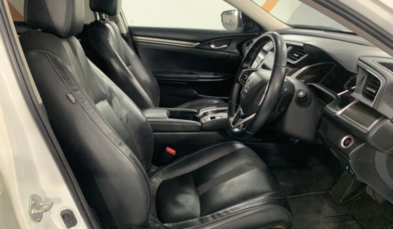 
								HONDA CIVIC 1.5 TC-P A full									