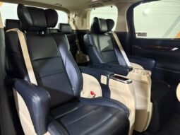 
										TOYOTA ALPHARD 3.5 AT full									