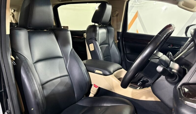 
								TOYOTA ALPHARD 3.5 AT full									