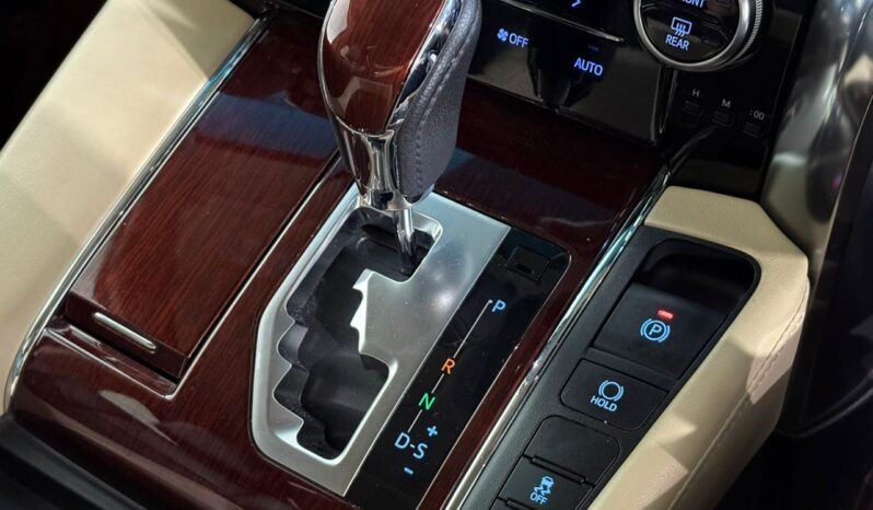 
								TOYOTA ALPHARD 3.5 AT full									