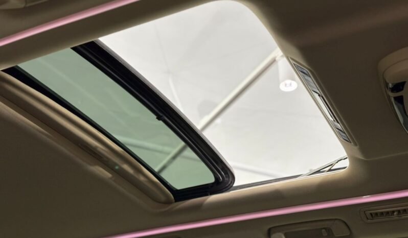 
								TOYOTA ALPHARD 3.5 AT full									