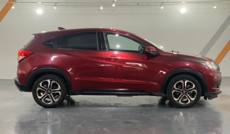 
								HONDA HRV 1.8 E (A) full									