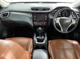 
										NISSAN X-TRAIL 2.0L CVT full									