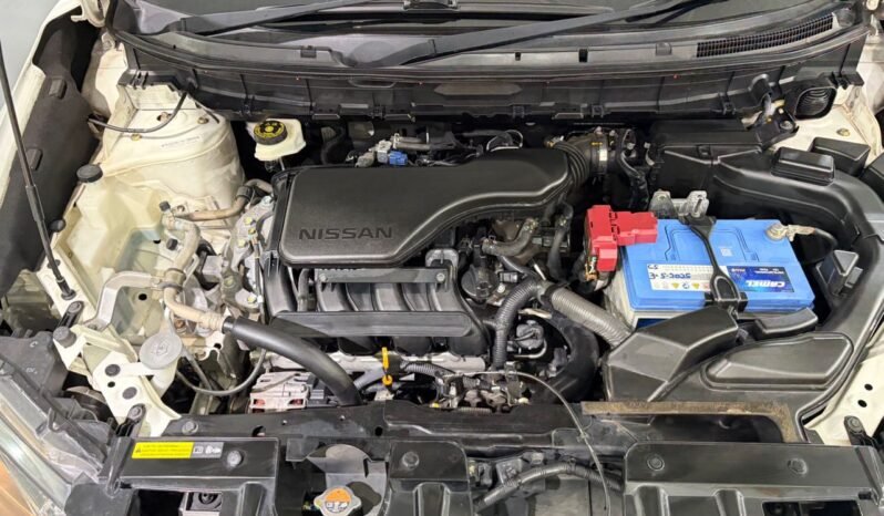 
								NISSAN X-TRAIL 2.0L CVT full									