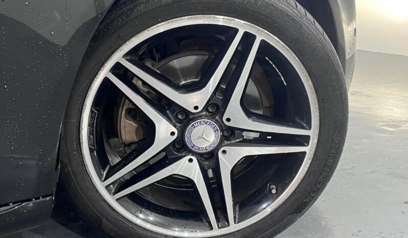 
								MERCEDES-BENZ C200 AVANTGARDE 2.0 AT full									