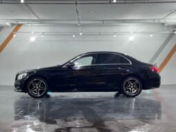 
										MERCEDES-BENZ C200 AVANTGARDE 2.0 AT full									