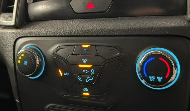 
								FORD RANGER 2.2 XL 4WD full									