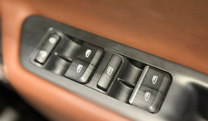 
								PROTON X70 PREMIUM 1.8 TGDI AT full									