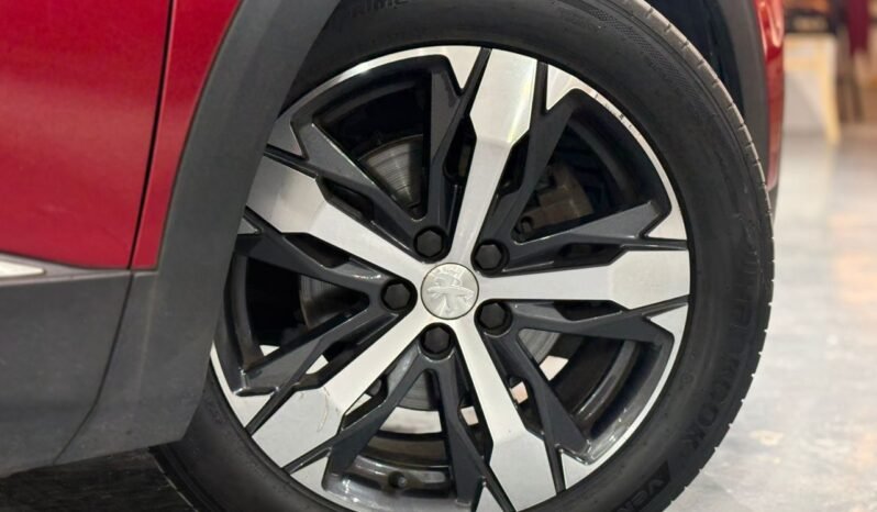 
								PEUGEOT 3008 1.6 (A) full									