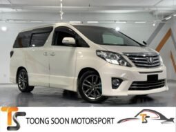 TOYOTA ALPHARD 2.4 (A)