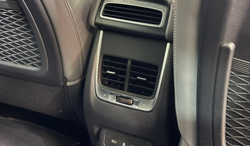 
								PROTON X70 TGDI PREMIUM 1.8 AT full									